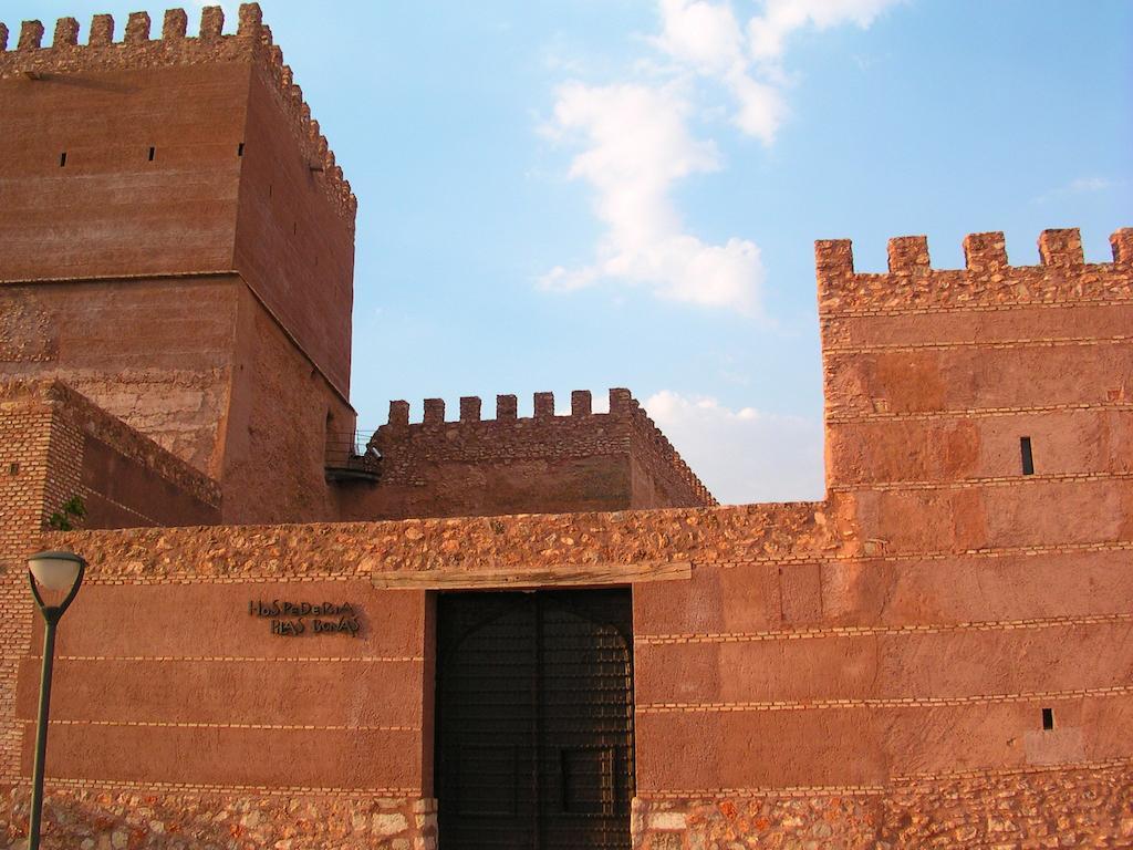 Castillo De Pilas Bonas Мансанарес Номер фото